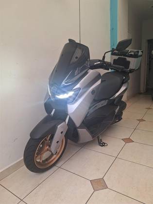 YAMAHA NMAX CONNECTED 160 ABS 